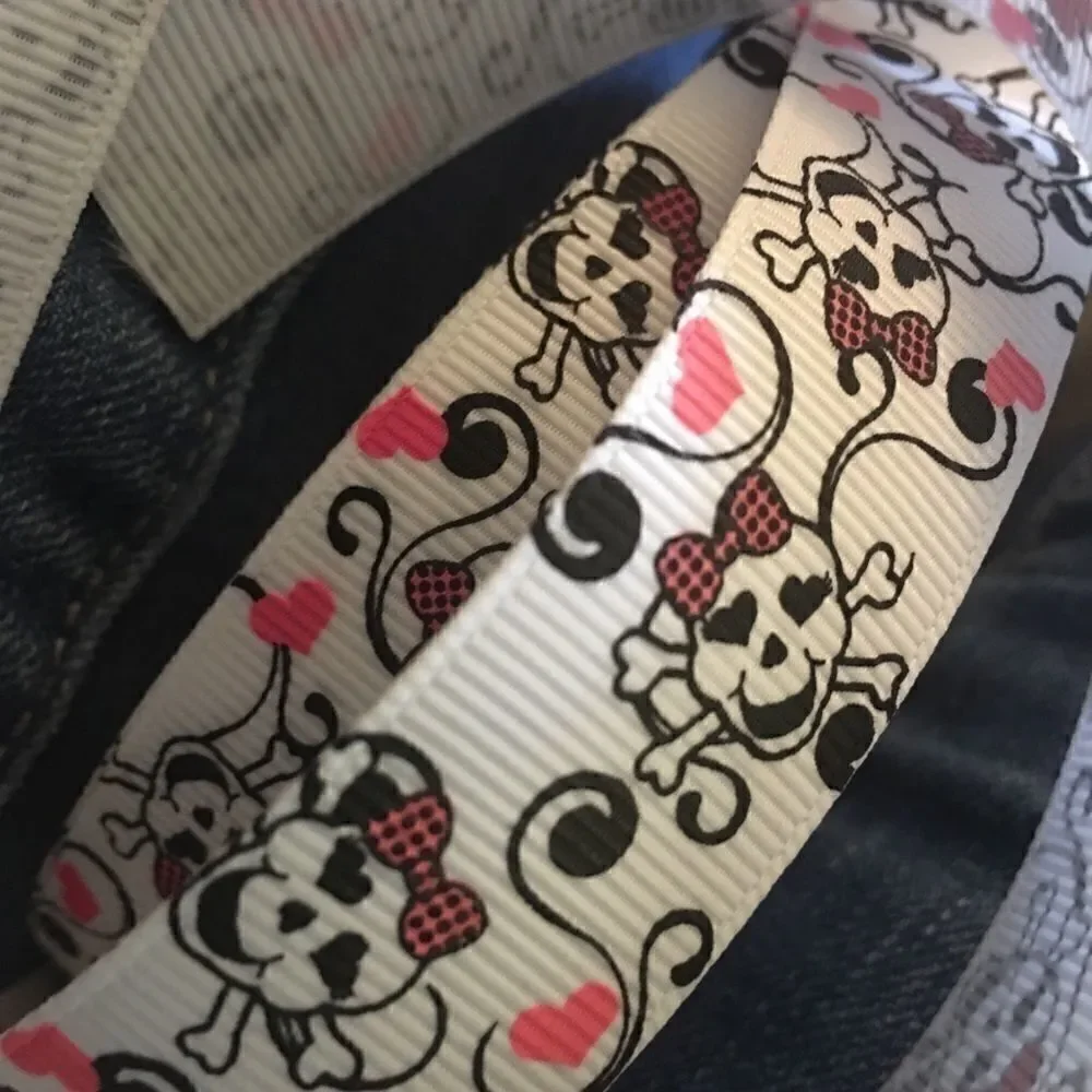 5/$24 grosgrain Ribbon 7/8” NEW 5 yards skulls